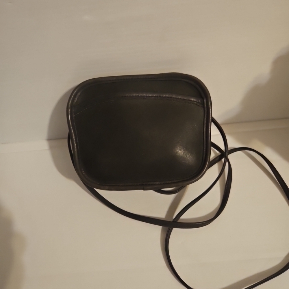 RARE 1990’s COACH HADLEY #9935 Crossbody in Navy - Picture 2 of 12